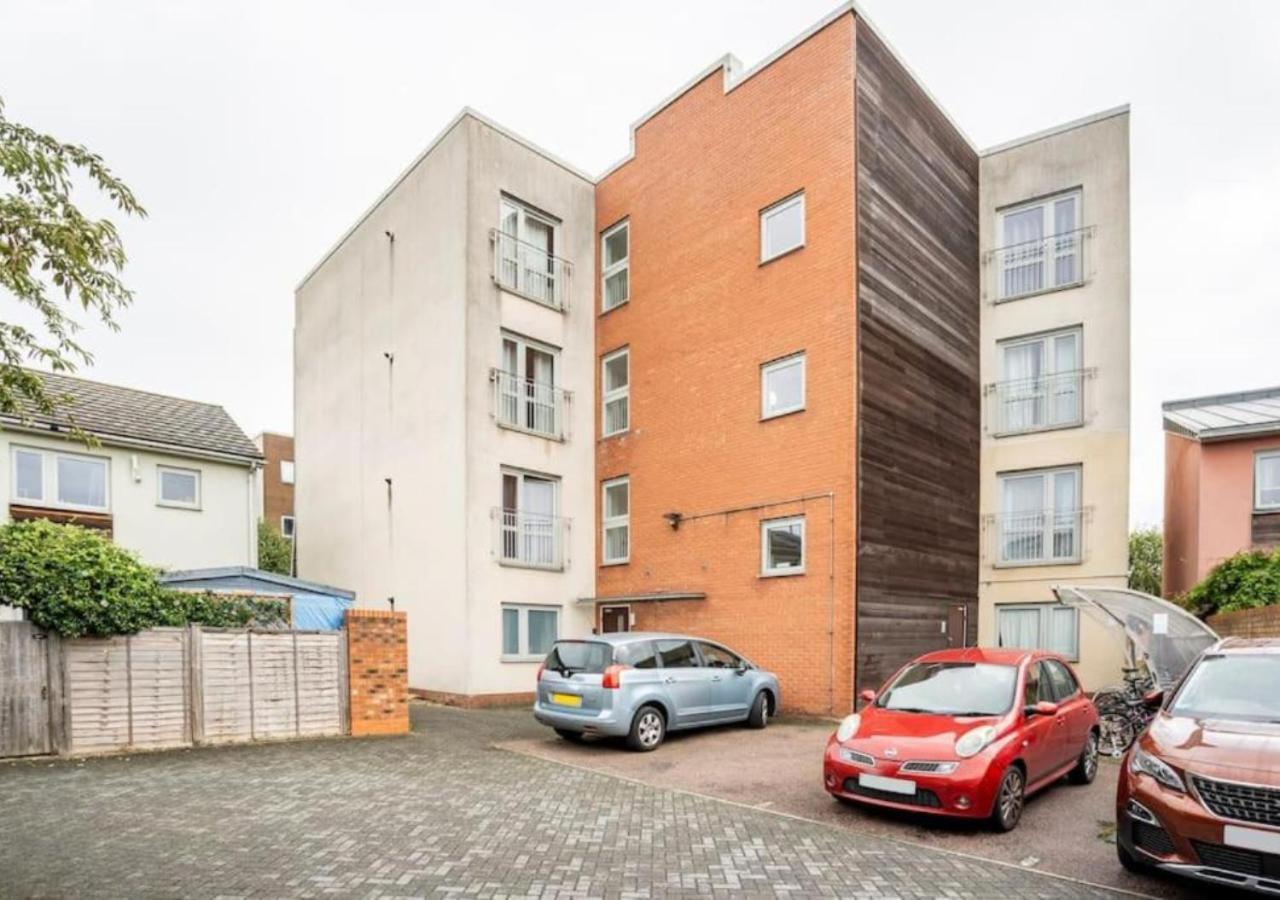 The Dartford Lodge - Free Parking Extérieur photo